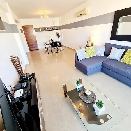 Apartment Stunning C106 With Balcony Looking Over Pool Peyia