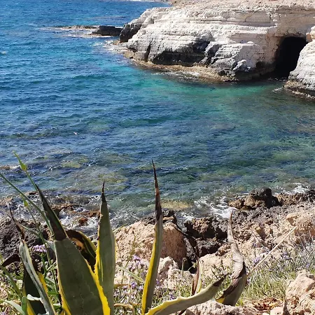 Apartament Stunning C106 With Balcony Looking Over Pool