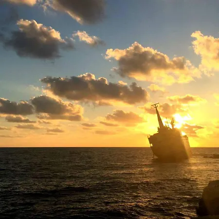 Stunning C106 With Balcony Looking Over Pool *